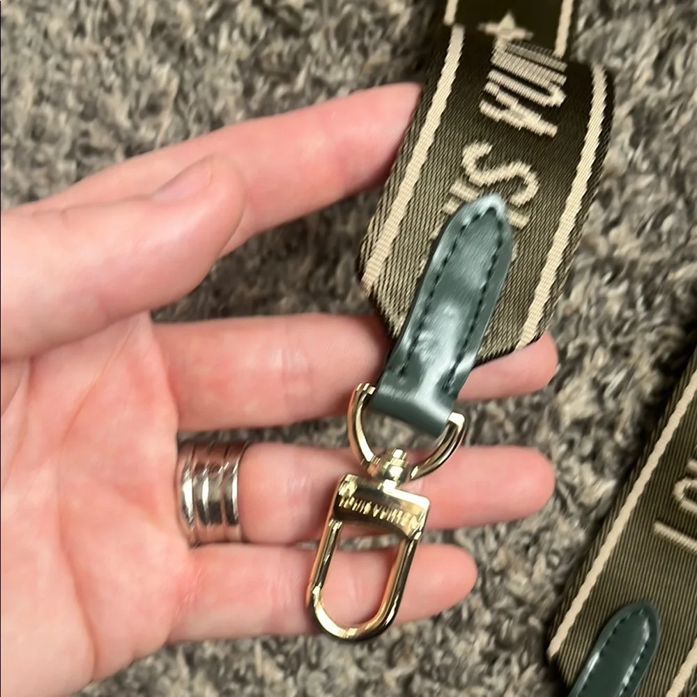 Green trendy bag Strap - Picture 2 of 3